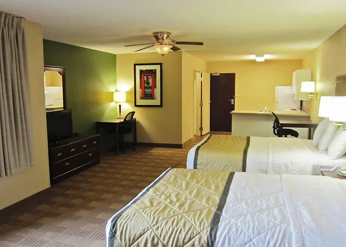 Dog friendly hotels Extended Stay America Minneapolis Brooklyn Center